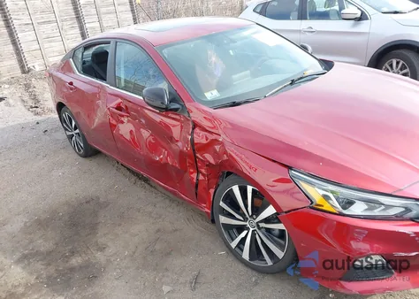 2019 Nissan Altima 2.5 Sr из США, поврежденный, VIN 1N4BL4CW7KN318703